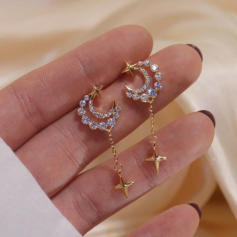 Spring / Trendy Stars Moon Earrings gold von Color Compass – perfekt für deine Season